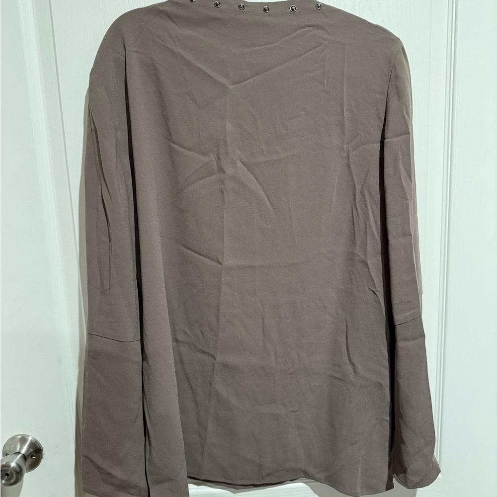BCBG Laycie blouse. NWT - Picture 8 of 9